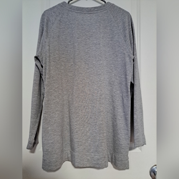 Stella & Dot Crewneck Sweater - Picture 3 of 3